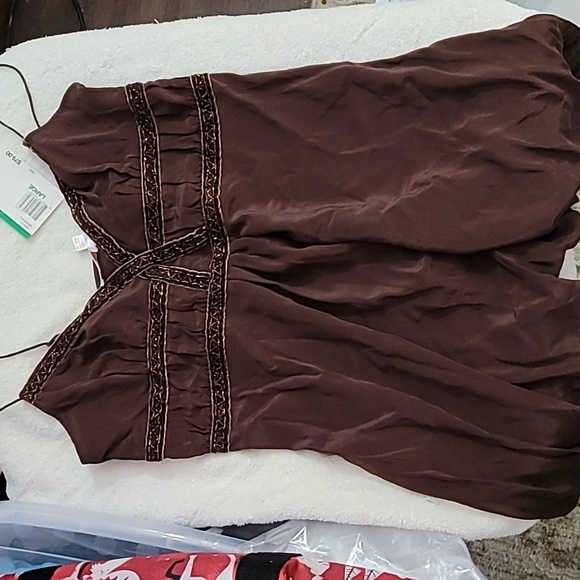 Jennifer Lopez Tops - Y2k JLo beaded cami. Size large. NWT